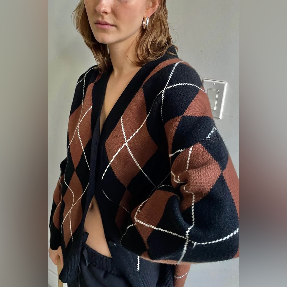 OAK + FORT Oversized Argyle Cardigan - Picture 3 of 14